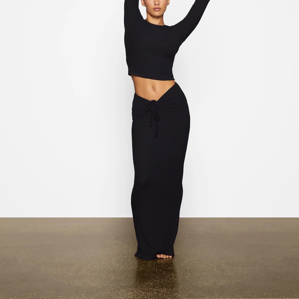Skims Ruched Skirt